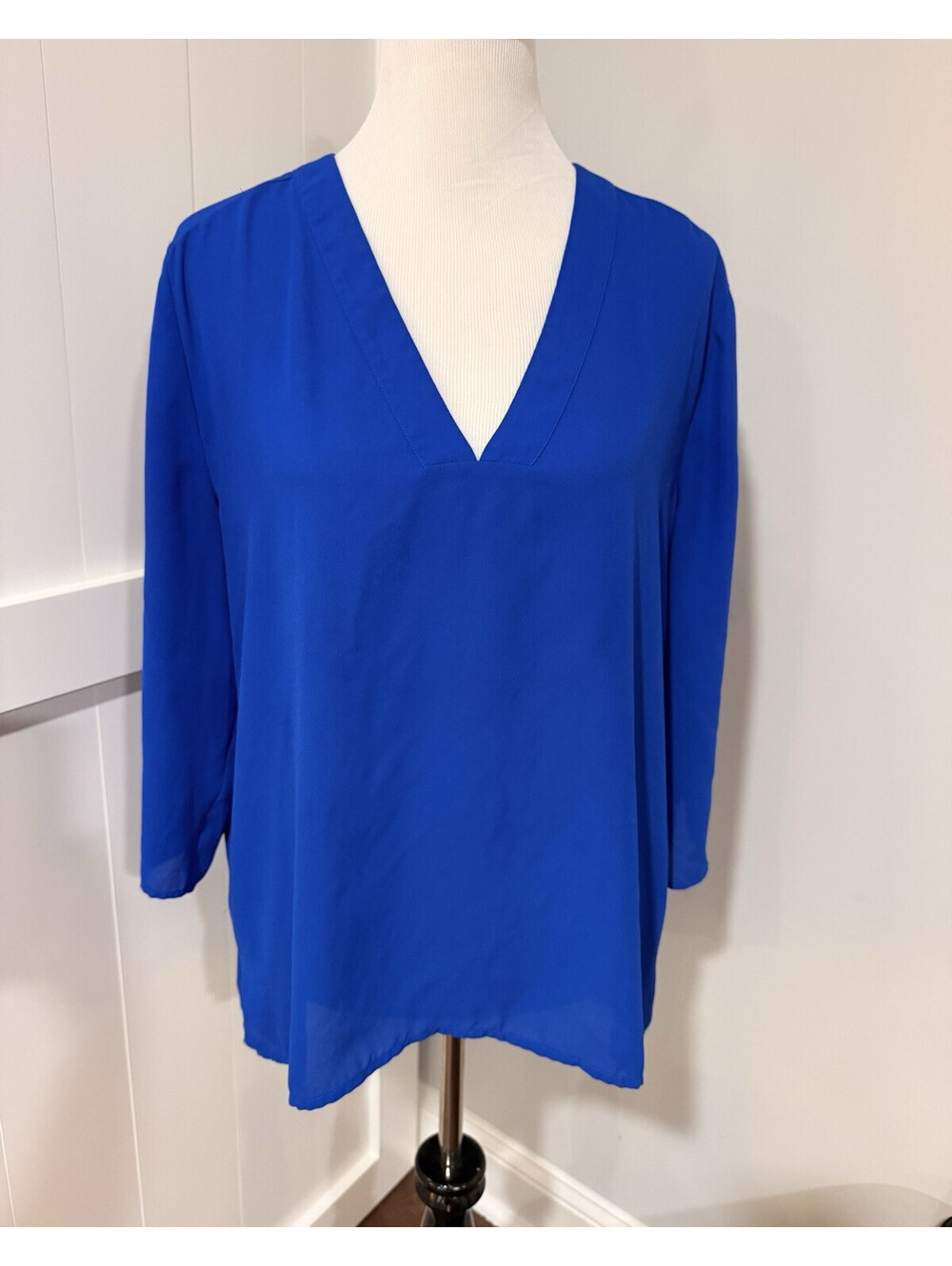 Express Blue Solid Chiffon V-Neck 3/4 Sleeve Pullover Blouse Women’s L